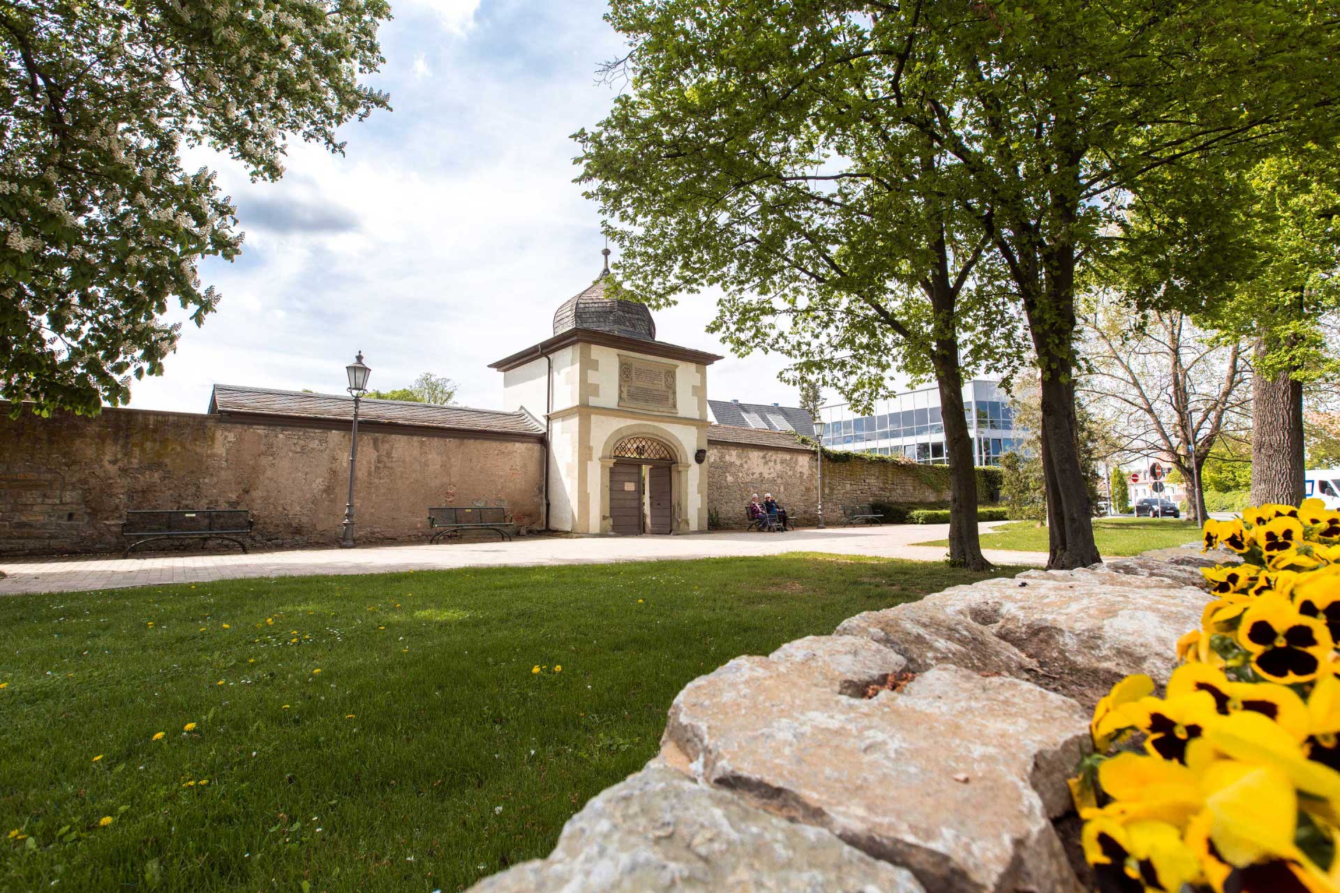Eingang zum Alten Friedhof in Kitzingen
