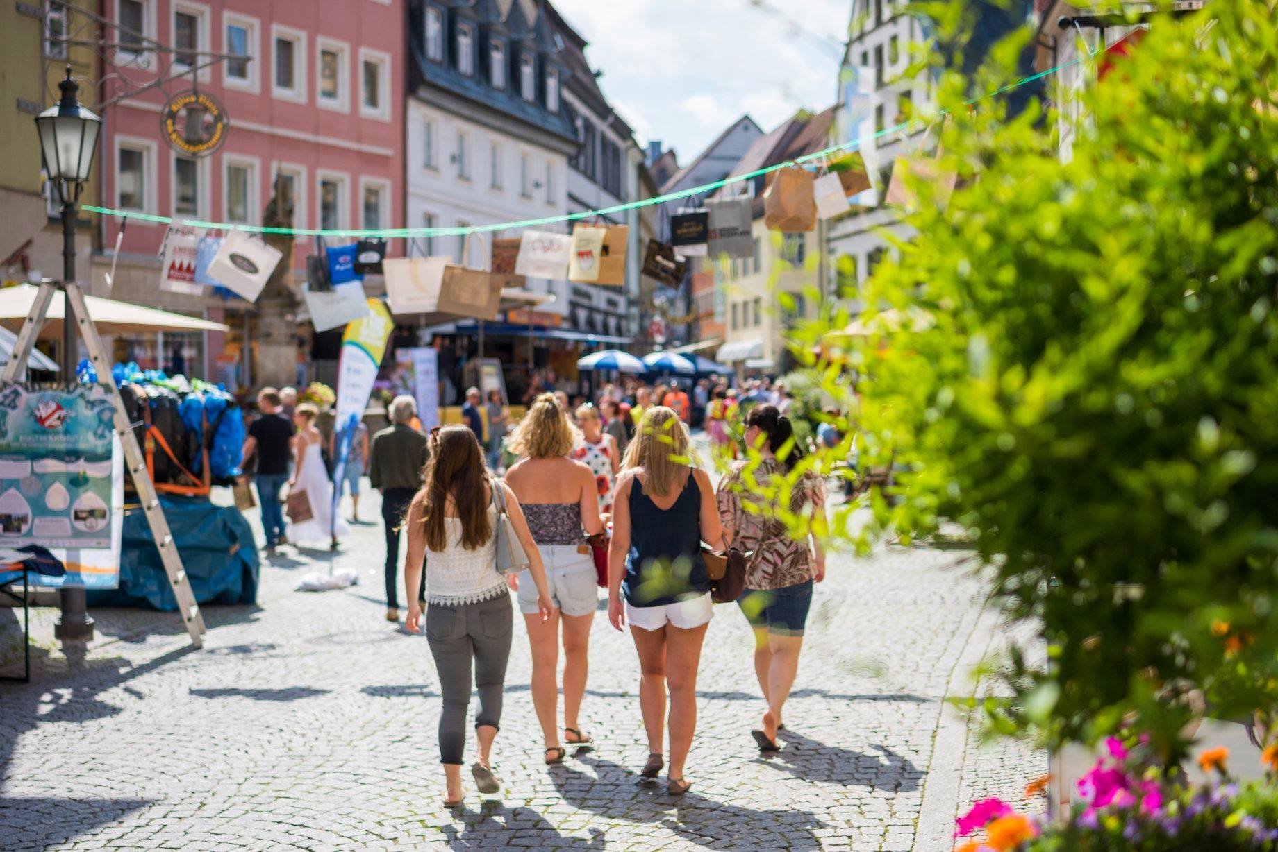 Bummeltag Einen Tag in Kitzingen genießen und nach Herzenslust einkaufen: Am 15. August ist das besonders gut möglich.