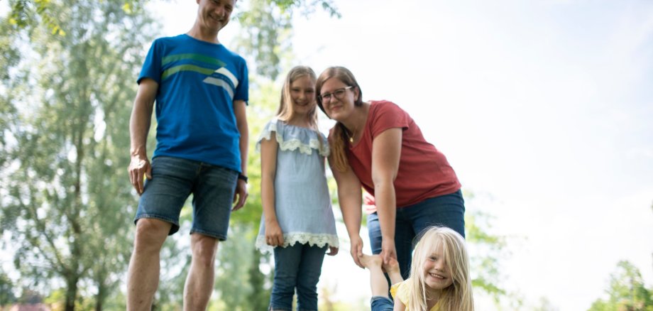 10 Jahre Familienstützpunkte in Stadt und Landkreis Kitzingen: Das wird am Freitagnachmittag, 18. September, im Haus für Jugend und Familie gefeiert.