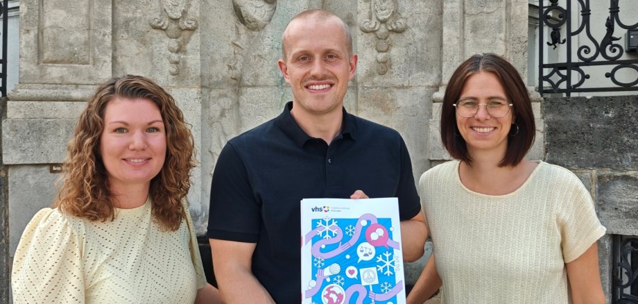 Sie haben wieder ein spannendes und abwechslungsreiches vhs-Programm auf die Beine gestellt: Amelie Gräbner, Kilian Halbig und Maike Held.