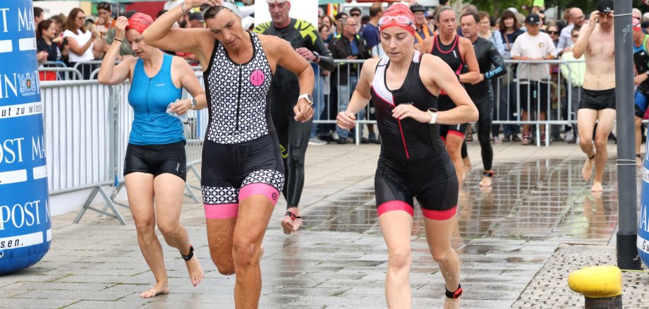 Am Samstag, 1. August, findet wieder der Mainfrankentriathlon in Kitzingen statt. Für die Verkehrsteilnehmer kann es entlang der Rad-Strecke zu leichten Beeinträchtigungen kommen.