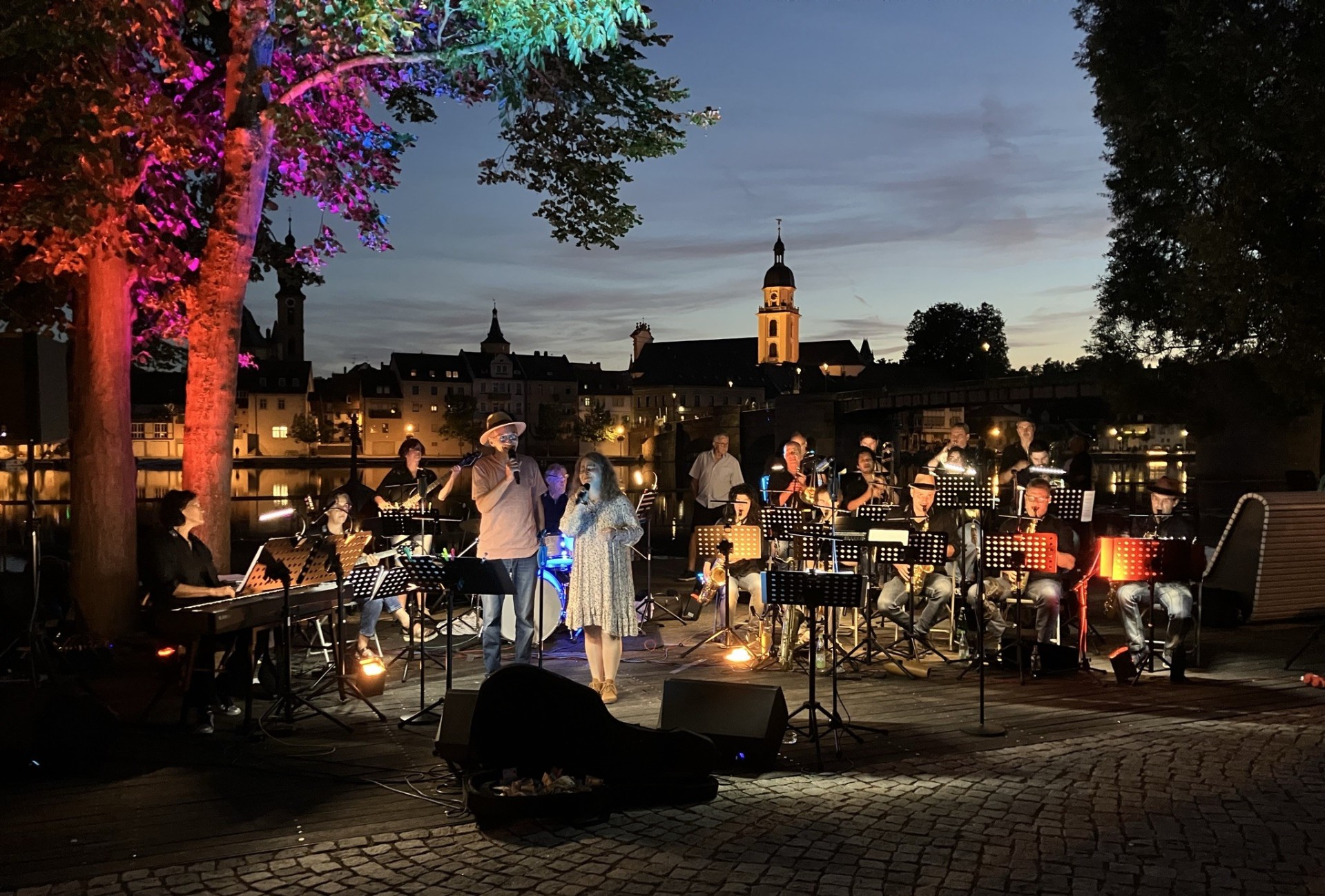 Open-Air-Konzerte der Musikschule Den Auftakt der Konzertreihe am Stadtbalkon macht die BigKitzBand der Musikschule am Freitag, 3. Juli.