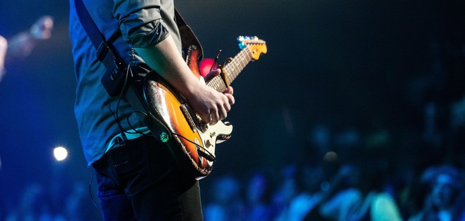 Drei Bands im Dekanatszentrum Gleich drei Bands werden am Samstag, 21. November, im Kitzinger Dekanatszentrum die „wilden Zeiten“ musikalisch zum Leben erwecken.