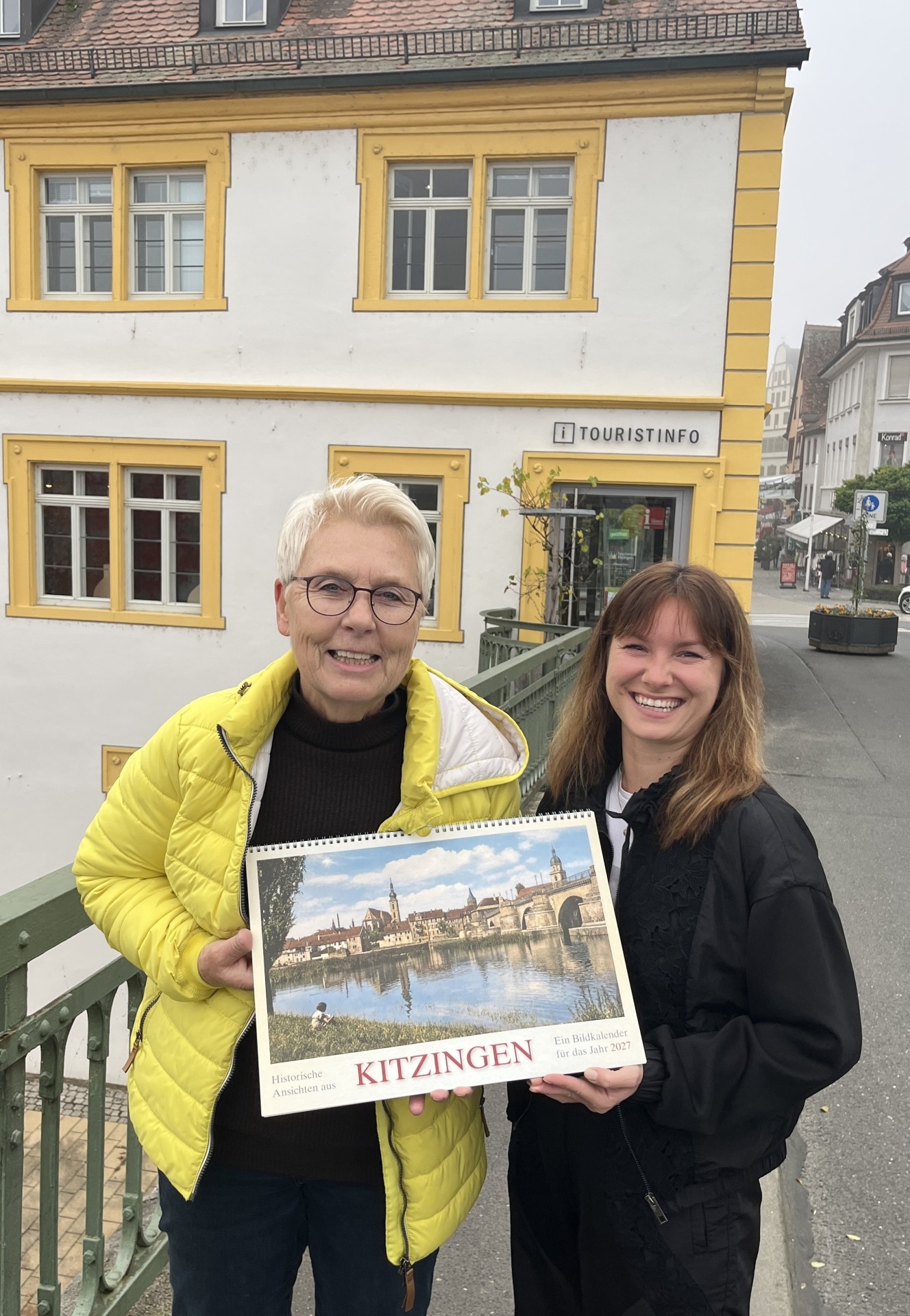 Historischer Kalender Bereits zum vierten Mal erscheint der Historische Kalender, den Christina Richard, Leiterin der Touristinfo, und Doris Badel, Leiterin des Städtischen Archivs, gemeinsam gestalten.