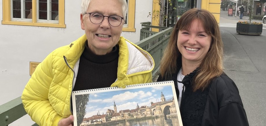 Bereits zum vierten Mal erscheint der Historische Kalender, den Christina Richard, Leiterin der Touristinfo, und Doris Badel, Leiterin des Städtischen Archivs, gemeinsam gestalten.
