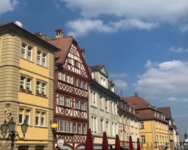 Blick auf Poganietz-Haus-Conditoreimuseum, Eiscafé Cortina, Casa Konrad
