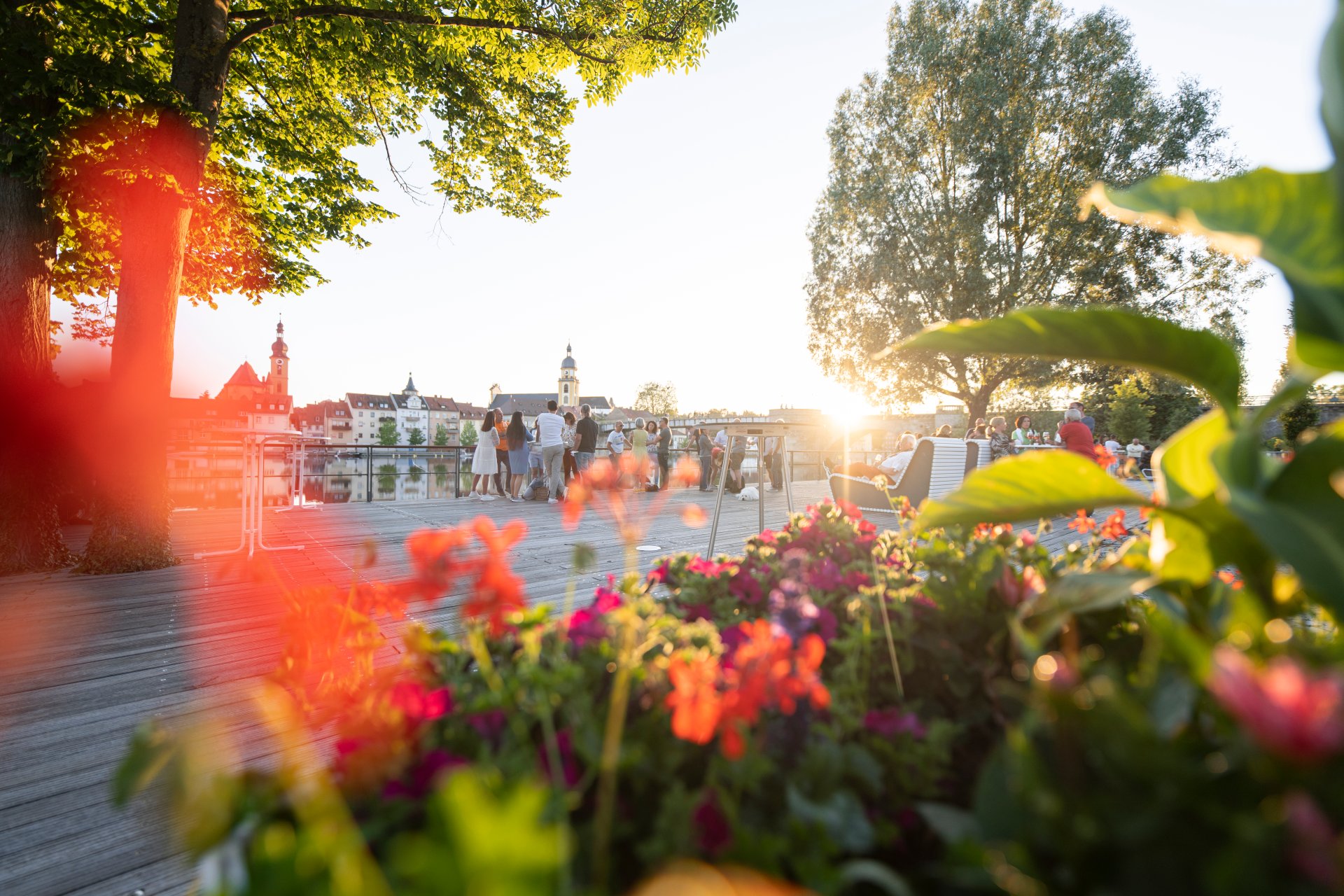 StadtSchoppen in Kitzingen StadtSchoppen in Kitzingen mit schöner blumiger Bepflanzung