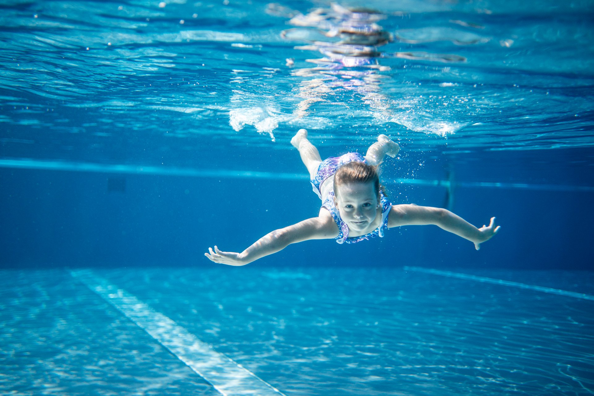 Training und Abnahme für die Schwimmübungen/-disziplinen
